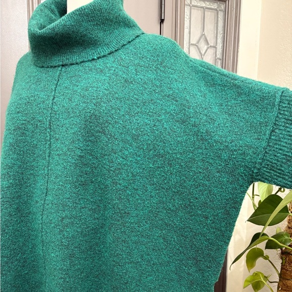 Anthropologie Green Cowl Neck Drop Sleeves Oversized Sweater | Size M - Picture 6 of 10